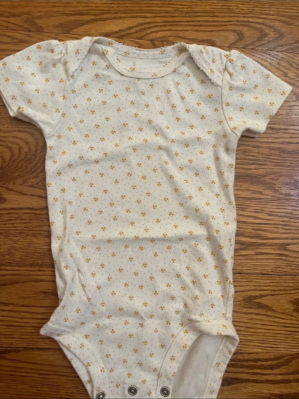Carter's Baby Short Sleeve Bodysuit Set in Mustard, Sage, Cream